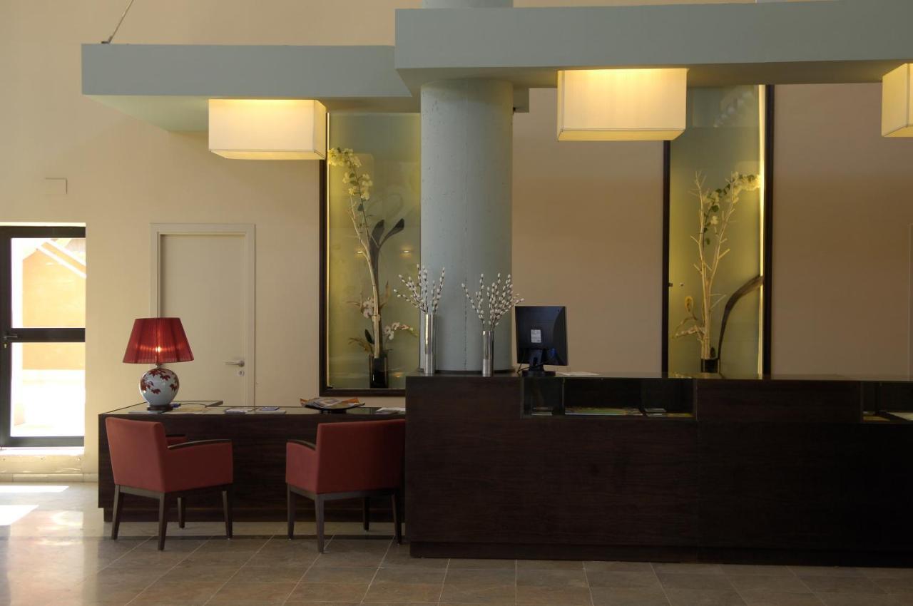Leo Punta Umbria (Adults Only) Apartment ภายนอก รูปภาพ