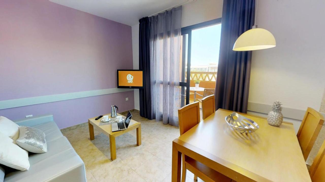 Leo Punta Umbria (Adults Only) Apartment ภายนอก รูปภาพ